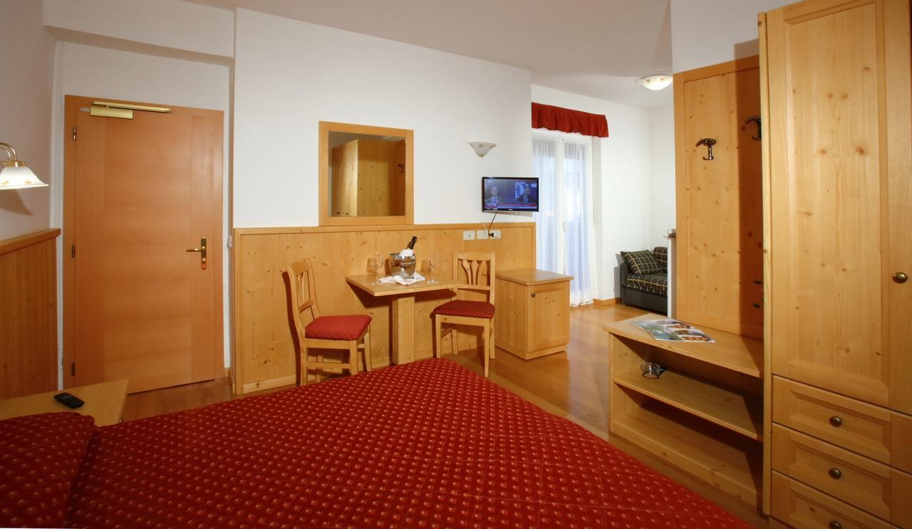 Hotel Zurigo Мольвено Екстер'єр фото