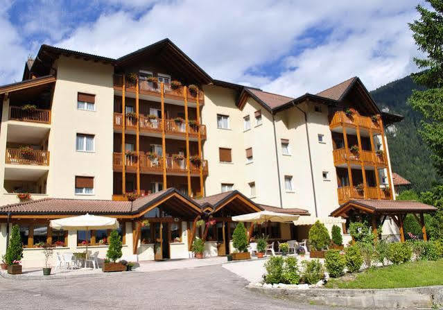 Hotel Zurigo Мольвено Екстер'єр фото